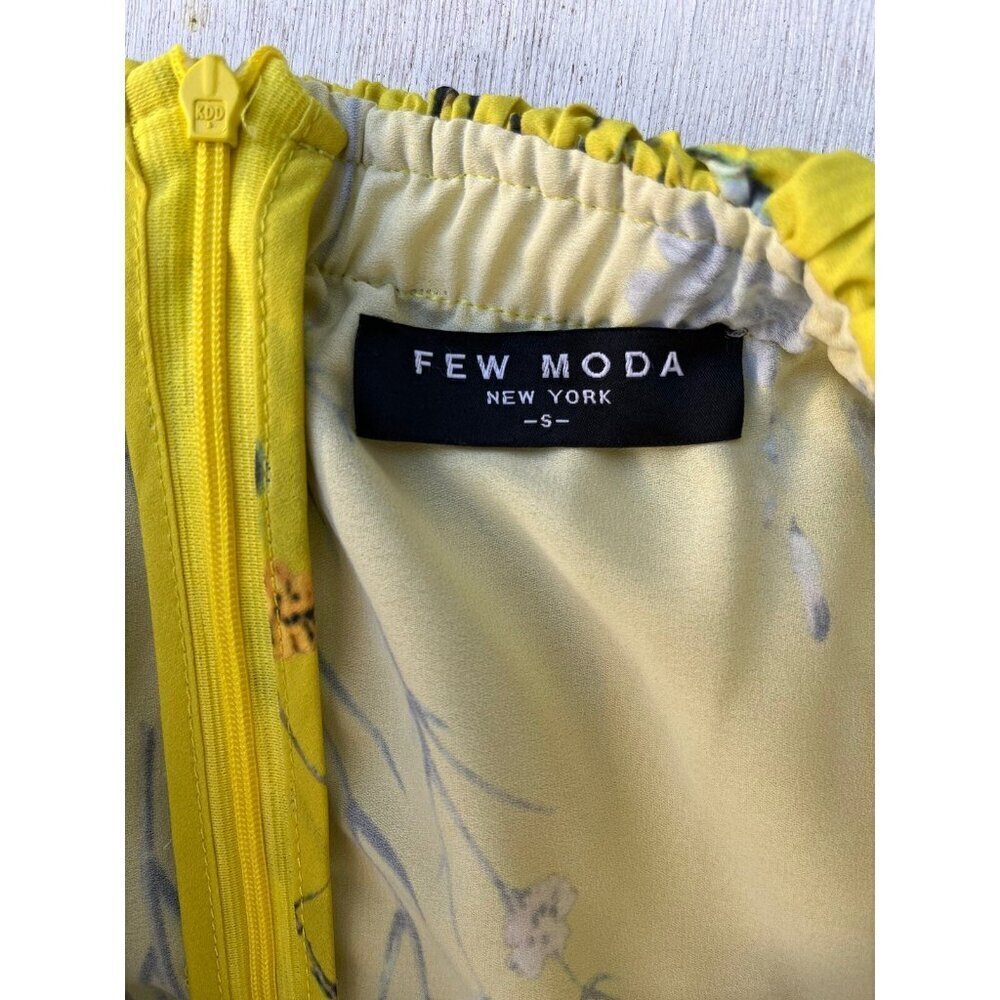 Few moda Women's Yellow Floral Off the Shoulder Pleated Maxi Dress Size S NWOT - Picture 6 of 16